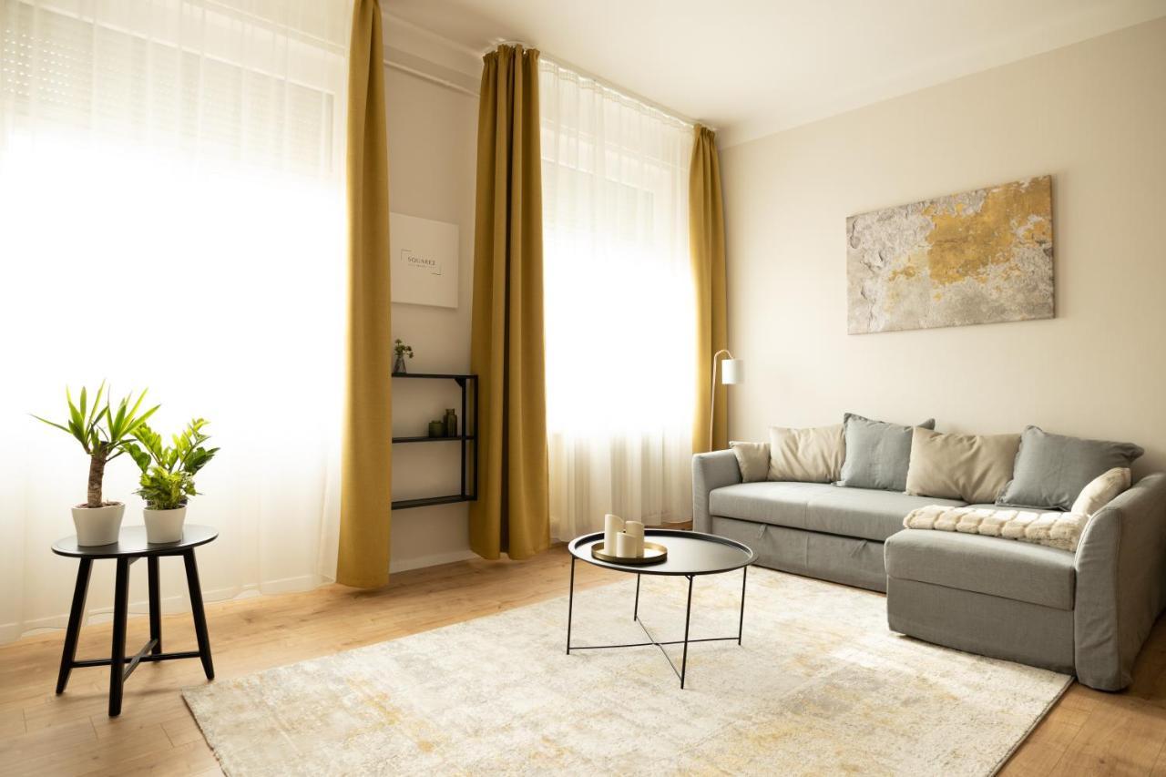 Apartamento Square 2 Debrecen Exterior foto